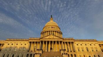 Democrații americani condamnă intervenția militară fără aprobarea Congresului