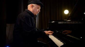 „Ecouri”: concert de jazz dedicat compozitorului și pianistului Romeo Cozma