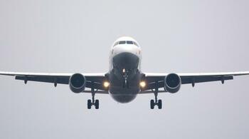 Greva controlorilor aerieni perturbă zborurile dinspre, spre și deasupra Franței