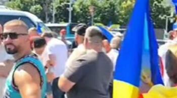 Jandarmi agresați în timpul protestelor din Piața Victoriei
