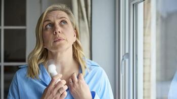 Ce trebuie să știi despre menopauză. De la primele bufeuri la schimbări hormonale
