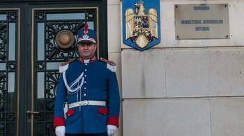 Atenție! Ți-ai plastifiat certificatul de naștere? Nu mai e valabil! MAI trage un semnal de alarmă