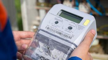 Mitul care scumpește curentul în România: Ucraina nu e cauza, ci doar pretextul!