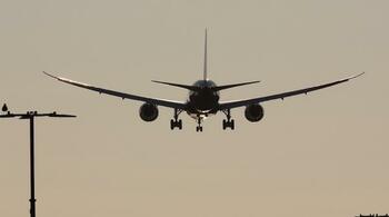 În doar 6 luni, Poliția Română a cheltuit pentru zborurile de însoțire a extrădaților 1,3 milioane de euro