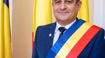 Primarul din Alba Iulia, după huiduielile de 1 Decembrie: Organizatorii nu vor mai primi de Ziua Naţională aprobare (…)