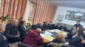 Primarul PUSL din Băicoi răbufnește la Barajul Paltinu: „Circ și bătaie de joc!”, în timp ce zeci de mii de (…)