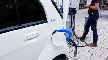 Rabla 2025: Ecotichet de 18.500 de lei pentru achiziţia unei maşini electrice