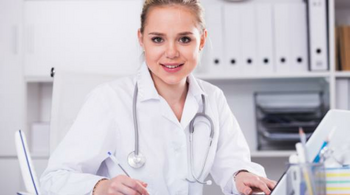Rețeta succesului unui cabinet medical: pasiune, strategie și birocrație gestionată corect