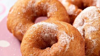 Minciunelele copilăriei: desertul simplu care nu se uită niciodată