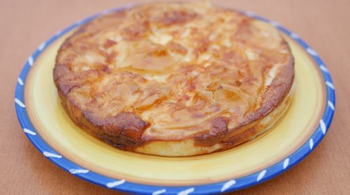 Rețete de toamnă. Cum prepari plăcintă cu varză călită și aluat fraged