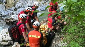 Misiuni Salvamont: 17 persoane au fost salvate sâmbătă din zonele montane