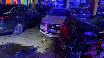 Un șofer a făcut prăpăd într-o parcare din Satu Mare