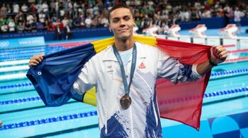 David Popovici s-a calificat la finala de 50m de la Campionatul European de Înot U23 din Slovacia. Emoții mari (…)