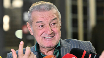 „E Săgeata din Carpați, e Lăcătuș”. Gigi Becali a anunțat noul atacant de bandă de la FCSB: „De aia l-am transferat”