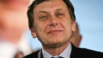La mulți ani, Crin Antonescu! ”Prin cultură, România trebuie să fie o țară liberă, dar în care trebuie să existe un (…)