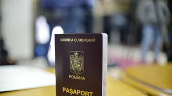 Paşapoartele simple temporare vor include, de la 15 septembrie, un cod QR