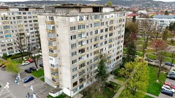 Garsonieră la preț de nimic într-un oraș mare din România. Motivul pentru care se vinde cu doar 3.400 de euro