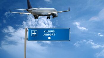 Aeroportul din Vilnius, ÎNCHIS pentru a noua oară din cauza baloanelor suspecte din Belarus. Lituania acuză un „atac (…)