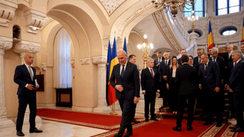 Patru miniștri explică pachetul de măsuri pentru reducerea deficitului / Alexandru Nazare: Impozitarea progresivă (…)