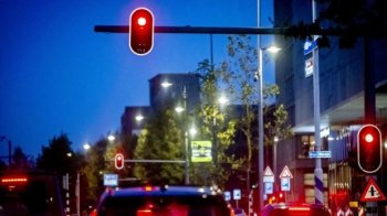 „Scoateți semafoarele, marcajele albe, panourile rutiere”: propunere incredibilă pentru a responsabiliza șoferii, în (…)