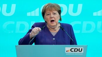 La 10 ani de la deschiderea granițelor Germaniei, Merkel crede că a făcut ce trebuia să facă