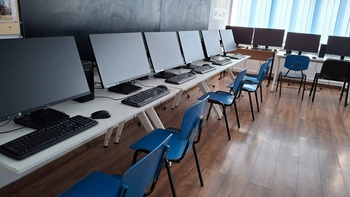 Dotarea unităților de învățământ preuniversitar din Oradea cu echipamente digitale. Investiție de peste 600 mii de euro