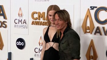 (VIDEO) Keith Urban schimbă versurile piesei „The Fighter” într-un duet cu Maggie Baugh