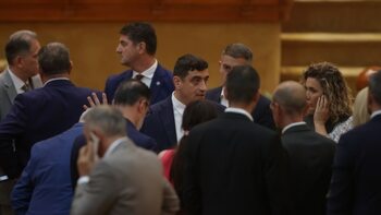 AUR la peste 40% în sondaje. Politolog: Poate depăși jumătate din intenția de vot, pe fondul reformelor fiscale