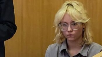 Naoko, cântăreața rusă anti-război, condamnată suplimentar la închisoare, pentru versuri