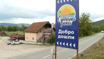 „Am crezut că sunt sportivi”: Jurnaliștii Europei Libere, la locul presupusei tabere paramilitare ruse din Serbia