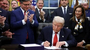 Președintele SUA, Donald Trump, a semnat legea care pune capăt celui mai lung blocaj bugetar din istorie