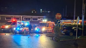 Grav accident de circulație pe strada Oneștilor din Oradea. Un bărbat a rămas încarcerat