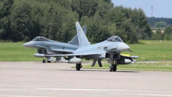 După recentele incursiuni ale Rusiei în spaţiul aerian NATO, Germania mută avioane de luptă în Polonia