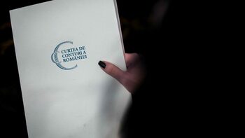 Creșteri salariale de 40% pentru noii angajați ai Curții de Conturi, în timp ce Guvernul taie cheltuieli