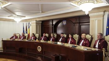 România: Curtea Constituțională respinge reforma pensiilor magistraților, punând în pericol guvernarea