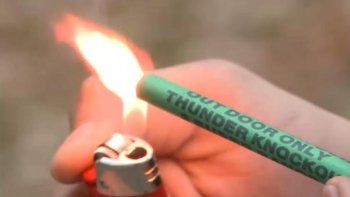 Petardele și focurile de artificii, doar pentru specialiști. Ce schimbări aduce noua lege pentru piromanii de sărbători