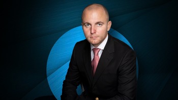 Deputatul Andrei Gușă avertizează că salariul mediu al unui român s-a dus în jos cu 5,5%, în ultimul an