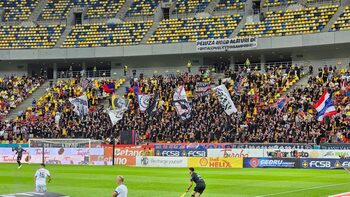 Apariție surpriză la meciul FCSB – FC Argeș. Patronul unui alt club din Superliga a venit pe Arena Națională