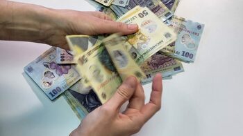 Românii care primesc 400 de lei înainte de sărbători. Reprezintă doar jumătate din ajutorul venit de la Guvern (…)