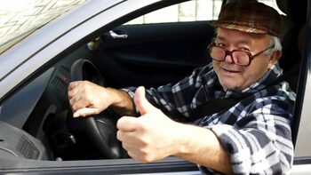 Obligatoriu pentru toți șoferii din România peste 70 de ani. Valabilitatea permisului auto se reduce, examene (…)