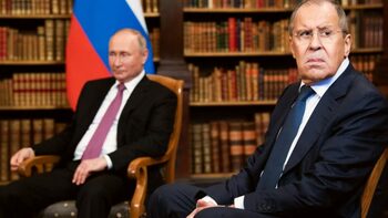 Sergey Viktorovich Lavrov, omul ultra-decorat, dar sensibil, din spatele diplomaţiei lui Putin. Fața mai puțin (…)