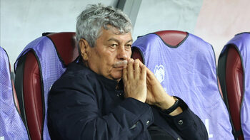 Convocat de Mircea Lucescu, făcut praf de italieni! Vești proaste înaintea „dublei” decisive în preliminariile (…)