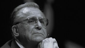 Derapaj macabru împotriva lui Ion Iliescu al uneia dintre cele mai importante galerii din Superliga: „N-ai mai (…)