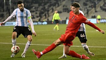 Destinul fotbalistului care le-a refuzat pe FCSB și pe Dinamo. Avea 4.000 de euro salariu, iar acum ia 60.000 de (…)