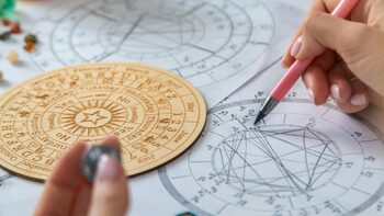 Horoscop zilnic, 28 octombrie, marți. Zodia care va face pași importanți în carieră și va descoperi noi oportunități