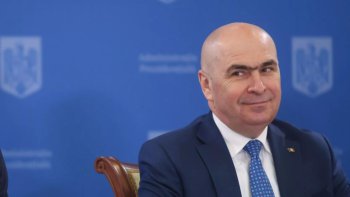 Enervat că nu reușește să taie pensiile magistraților, Bolojan se răzbună pe primari. Indemnizațiile speciale ale (…)