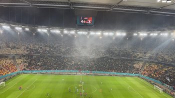 Meci de colecție pe Arena Națională! FCSB întoarce scorul cu Feyenoord și câștigă cu 4-3