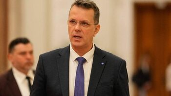 Ionuț Moșteanu, reacție după eroarea din CV: „Este o greșeală care mă jenează”