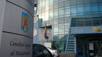 Parchetul General, sesizat de CSM privind instigare la violenţă fizică şi sexuală împotriva magistraţilor şi a (…)