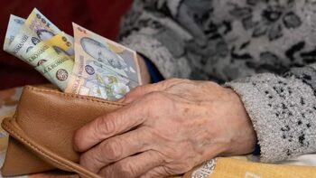 Pensionarii care ar urma să piardă peste 400 de lei din pensii de la 1 ianuarie 2026. Creşterea anunţată iniţial nu (…)